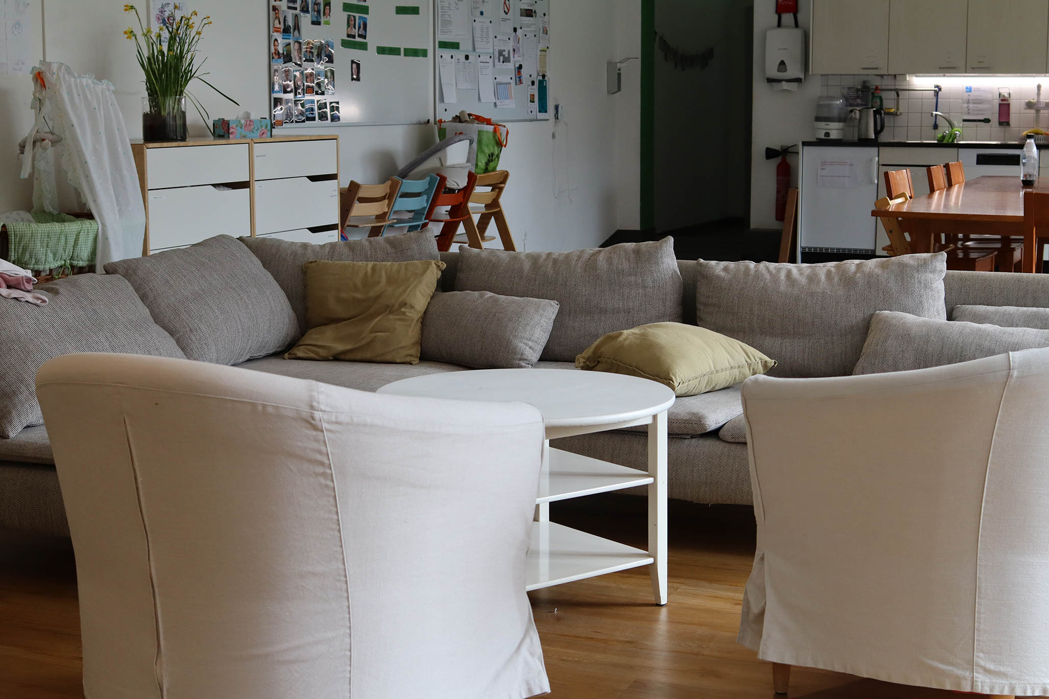 Wohn-Esszimmer im Mutter-Kind-Haus