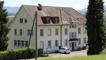 Aussenansicht Wohngruppe Jugendvilla Seltisberg